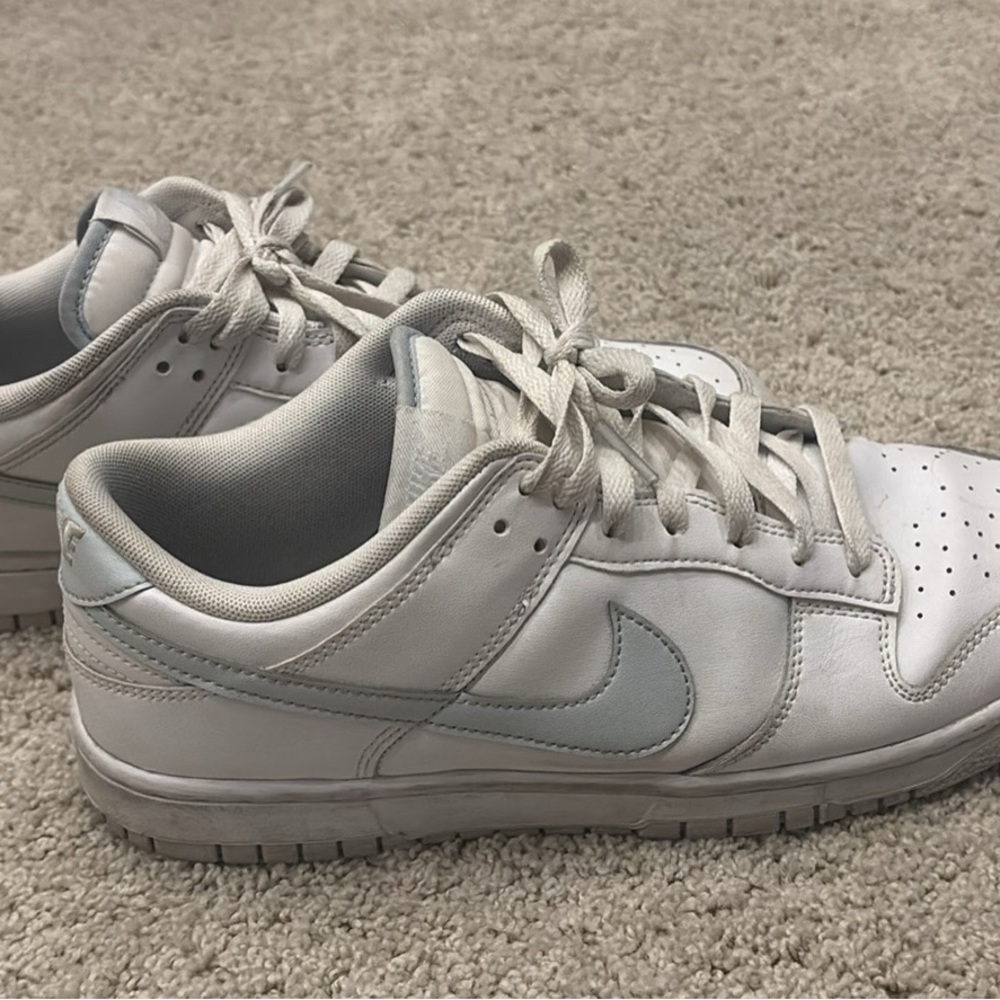 Nike dunks White and Gray Sneakers
